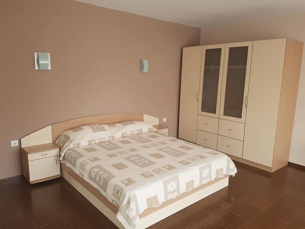 סוזופול Family Hotel Alfa Vita מראה חיצוני תמונה